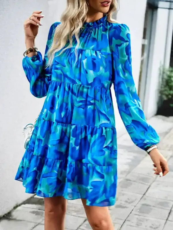 Women’s Elegant Long-Sleeved Dress