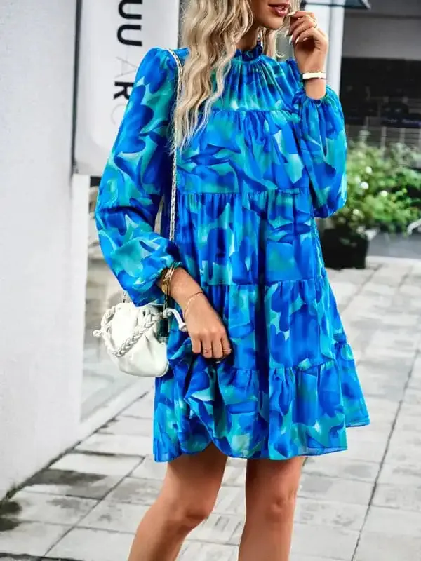 Women’s Elegant Long-Sleeved Dress