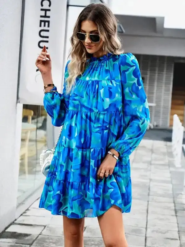 Women’s Elegant Long-Sleeved Dress
