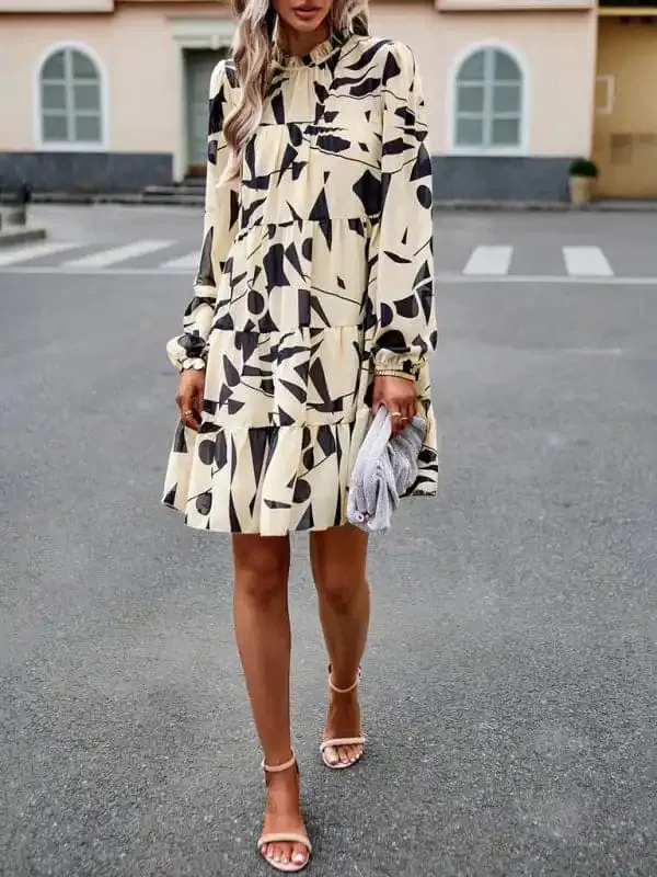 Women’s Elegant Long-Sleeved Dress